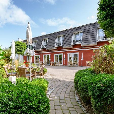 Hotel Am Schlosspark Garni Husum  Exterior photo